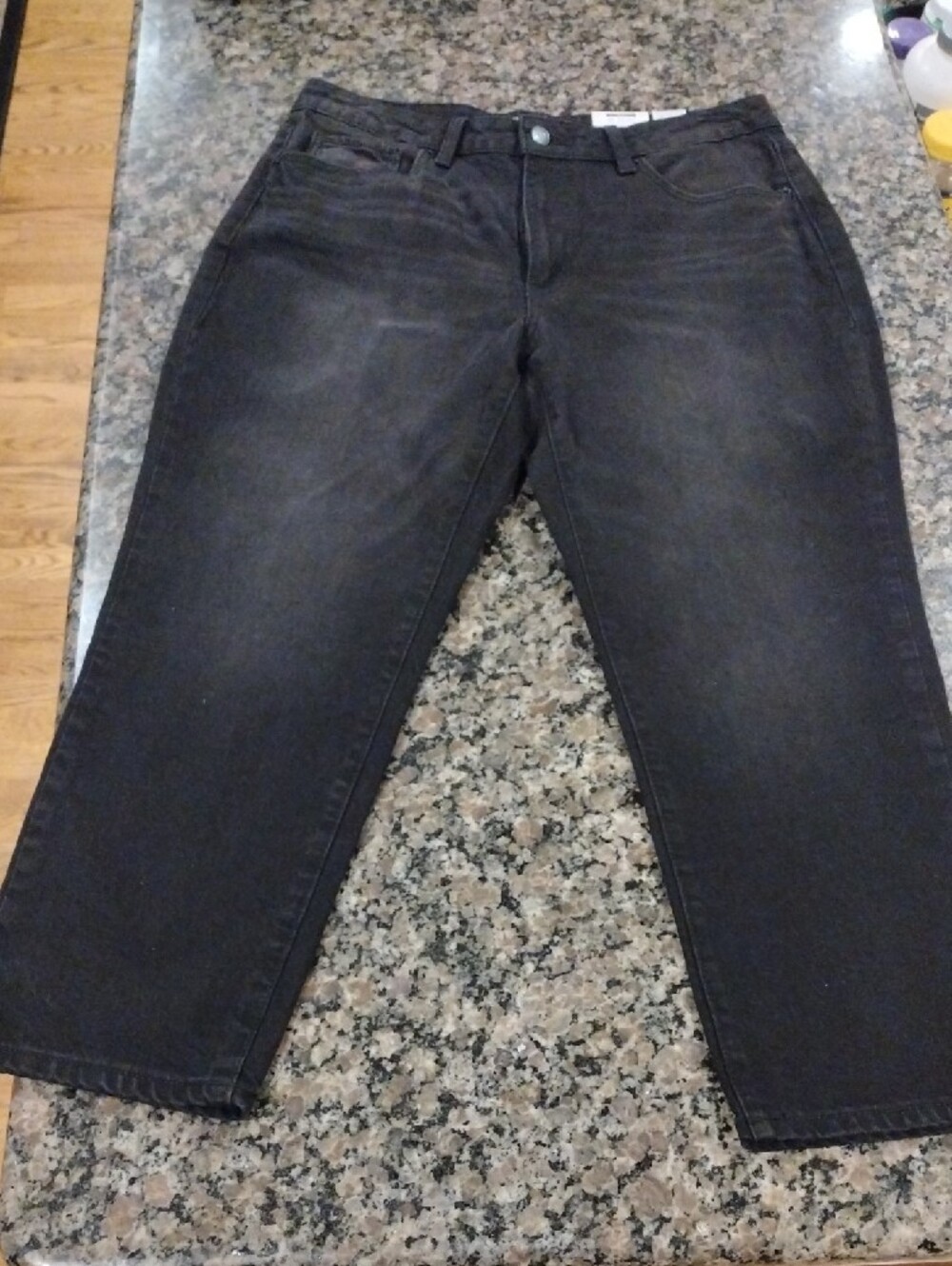 Time and True woman’s faded Black size 12 high rise 99% cotton 1% spandex jeans